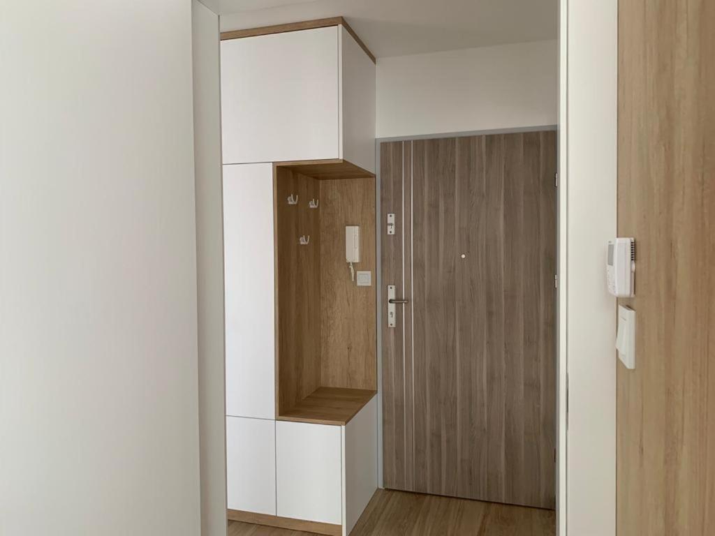 Apartament Nadmorski Z Basenem Klifowa Rewal Exteriör bild