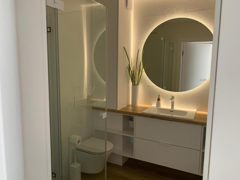 Apartament Nadmorski Z Basenem Klifowa Rewal Exteriör bild